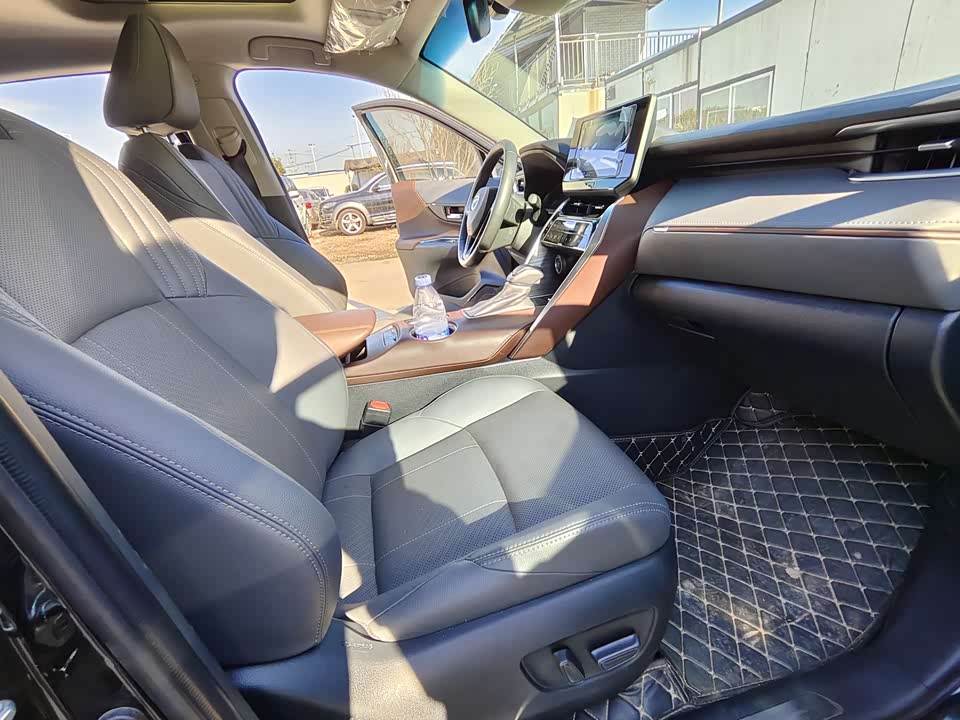 Toyota Ling Fang HARRIER