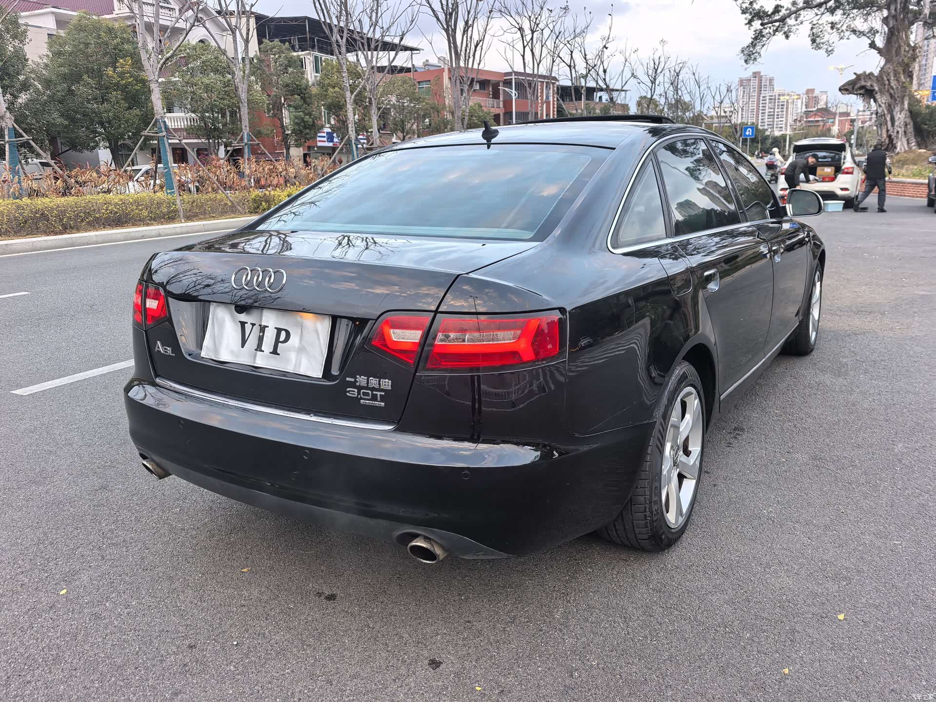 Audi A6L, 2011 11