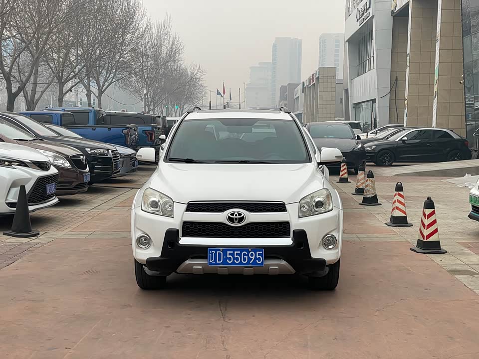 Toyota RAV4 Rongfang