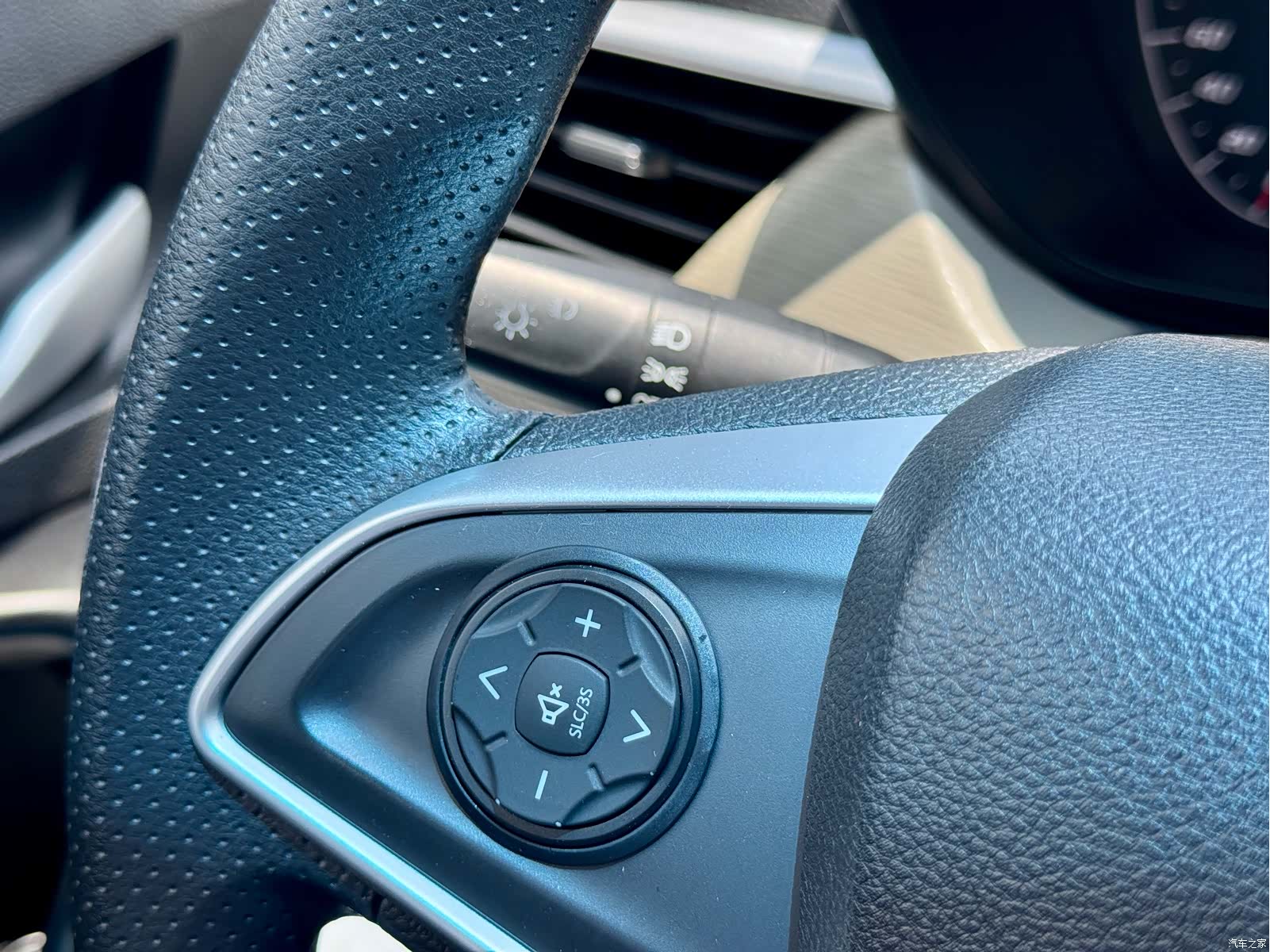Wuling 510, 2018 18