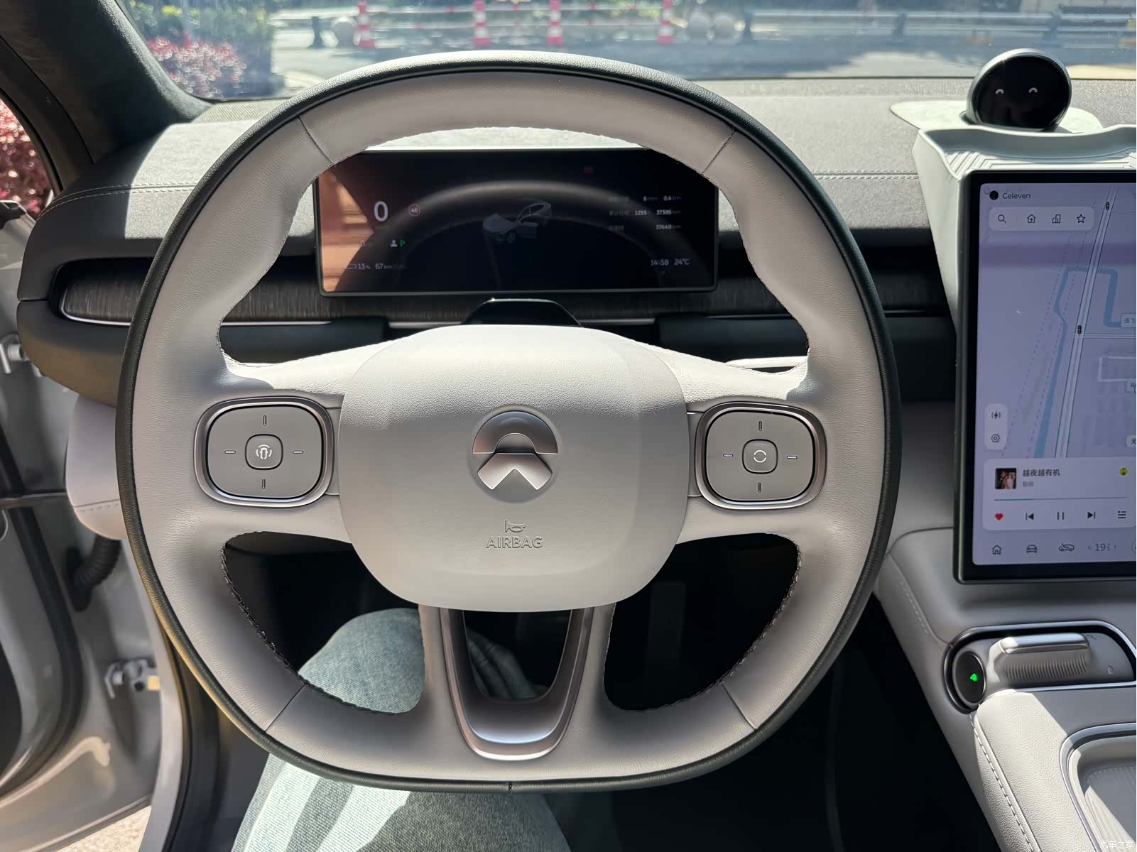 NIO EC6, 2023 10