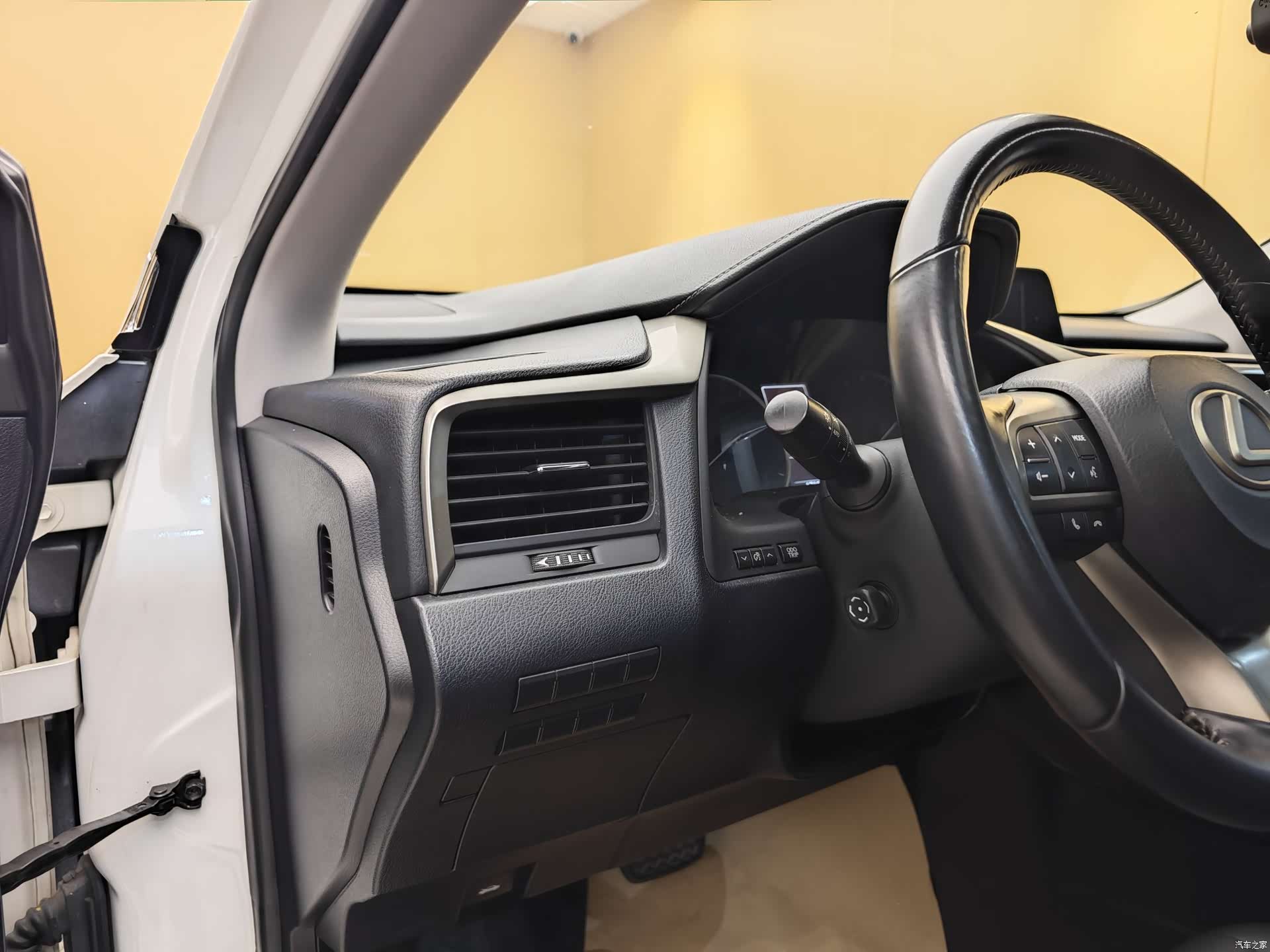 Lexus RX, 2018 12