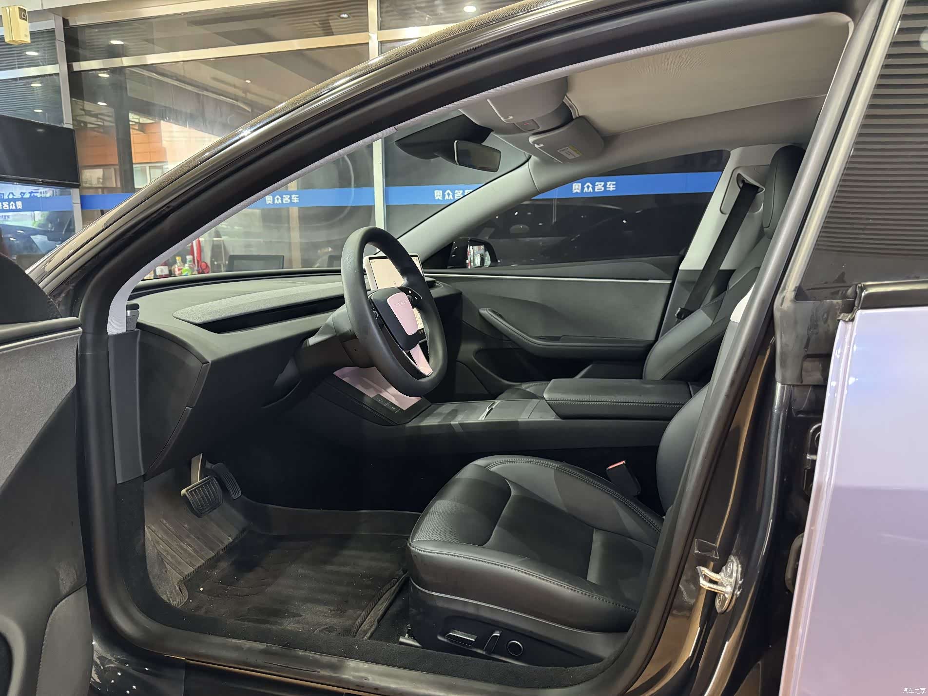 Tesla Model 3, 2024 6