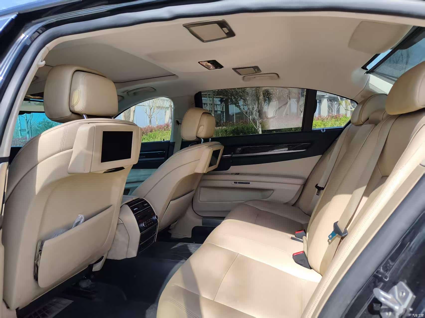 BMW 7 Series, 2014 9