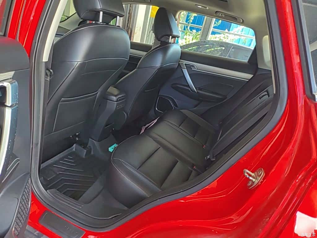 Geely Coolray, 2020 17