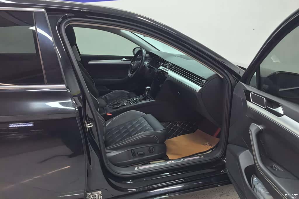 Volkswagen Magotan, 2022 8