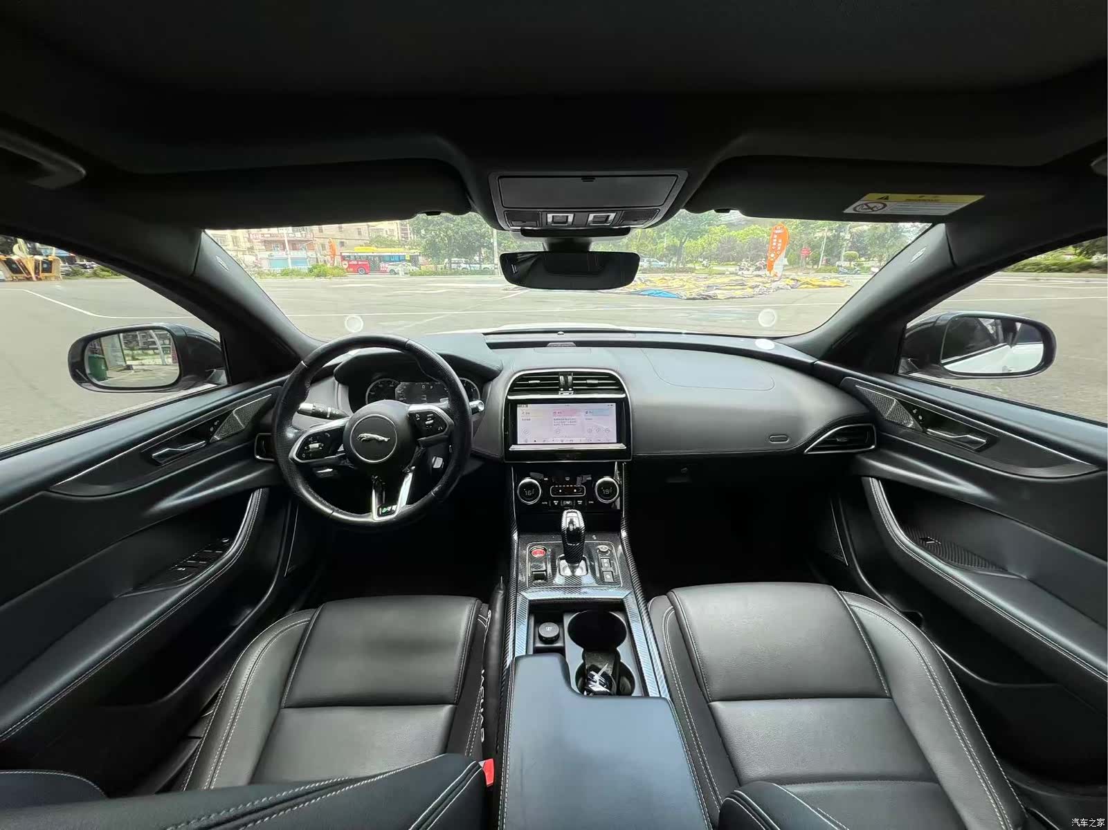 Land Rover XEL, 2020 все фото