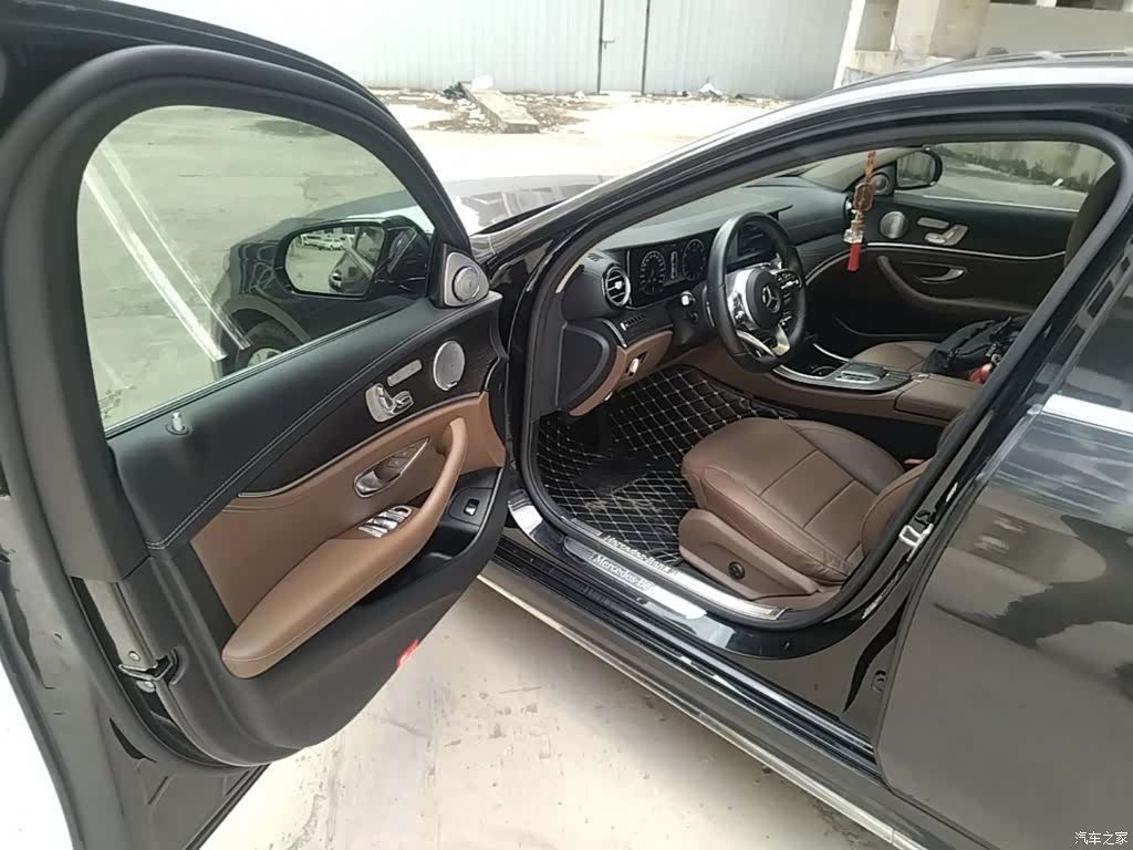 Mercedes-Benz E-Class, 2019 16