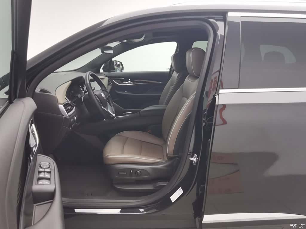 Buick Enclave, 2021 10