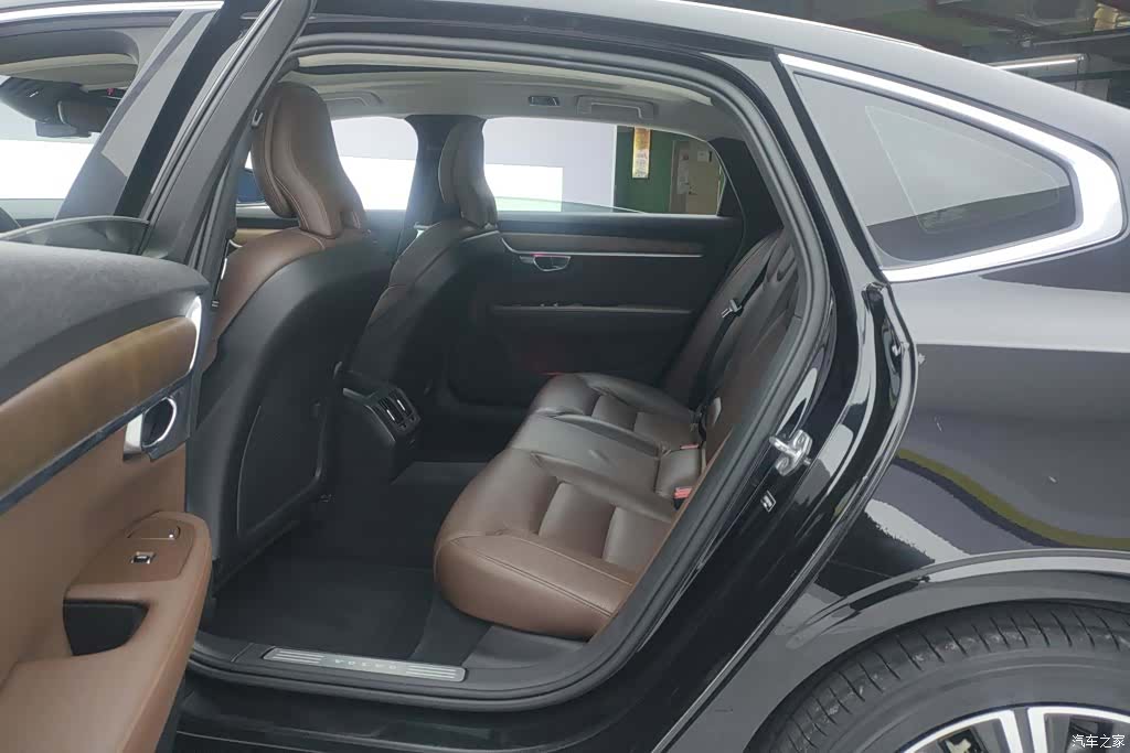 Volvo S90, 2019 11