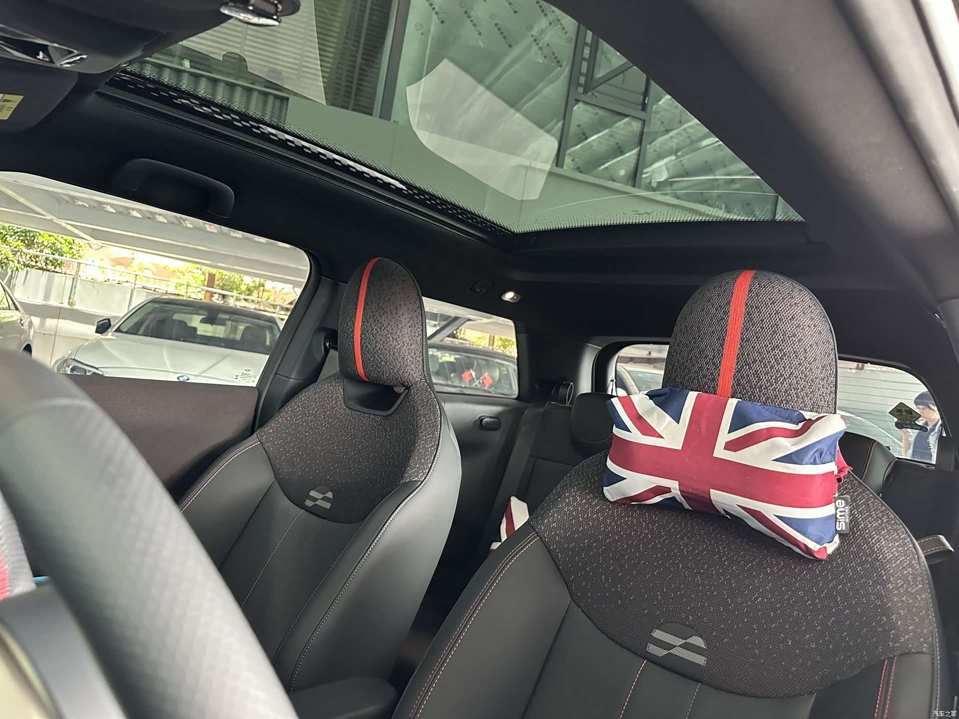 Mini Cooper, 2025 15