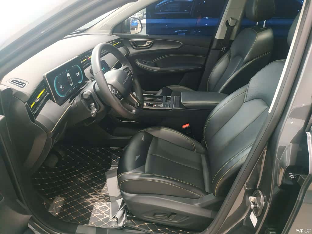 Roewe RX5, 2022 15