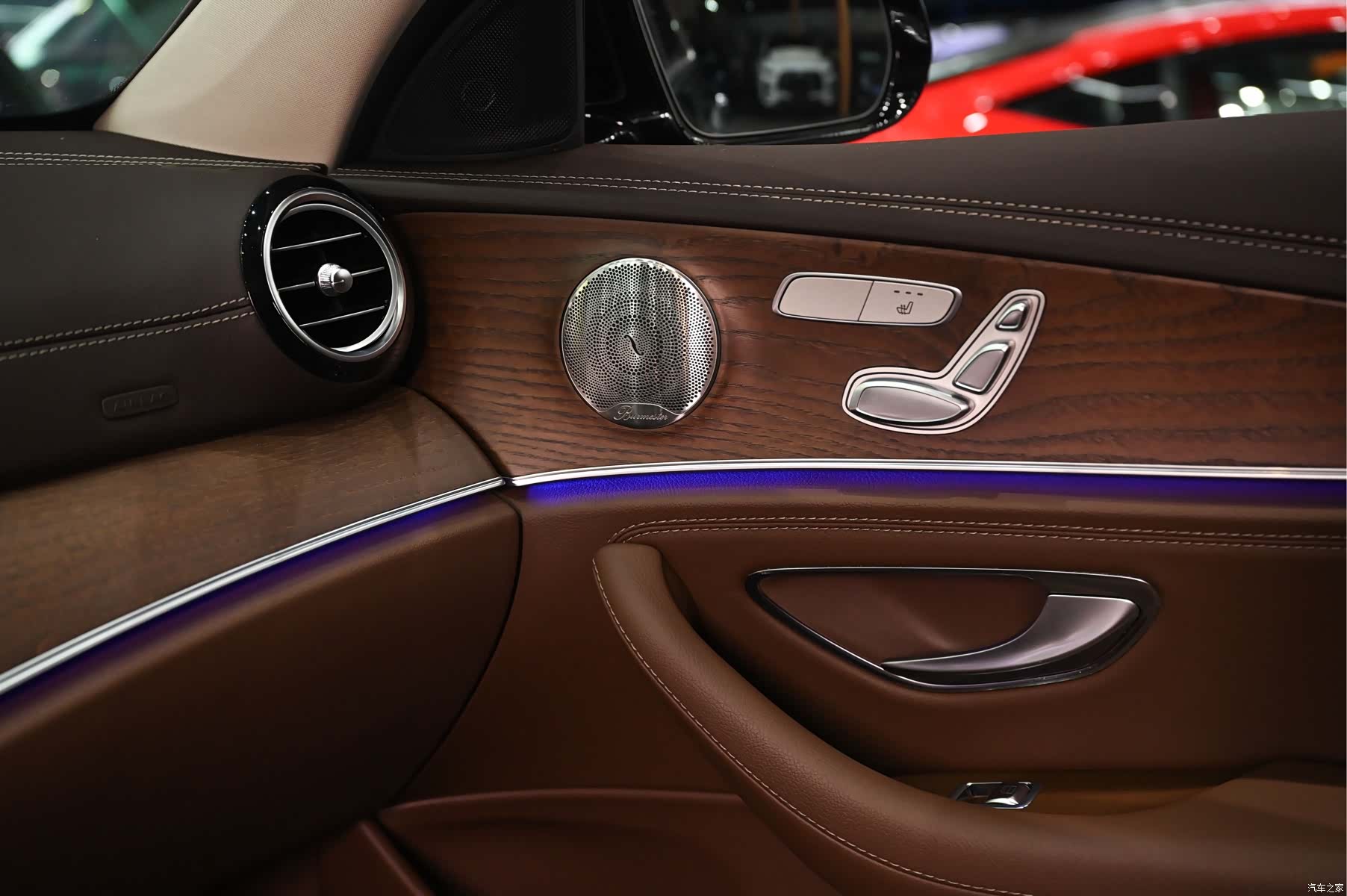 Mercedes-Benz E-Class, 2022 14