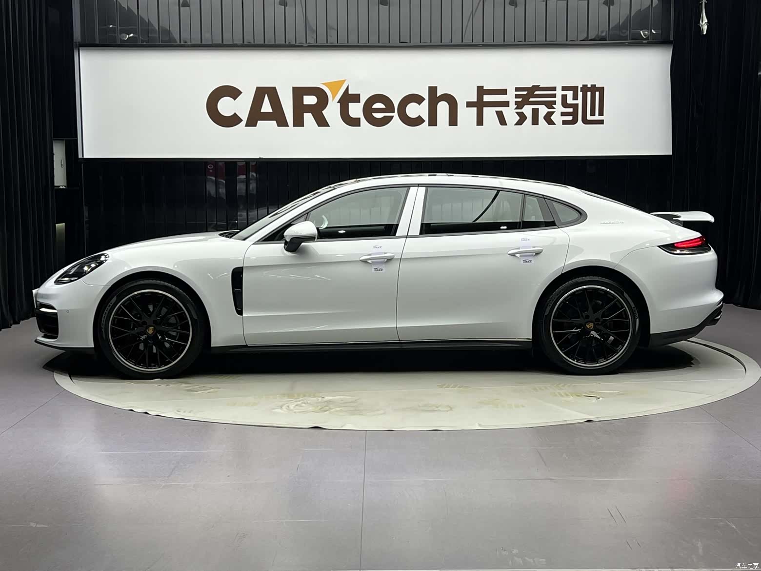Porsche Panamera, 2021 4
