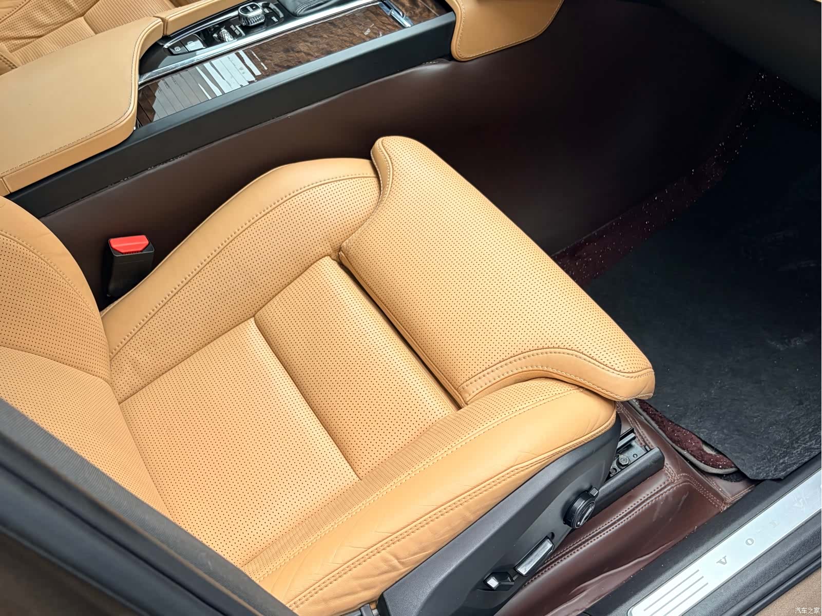 Volvo XC90, 2016 12