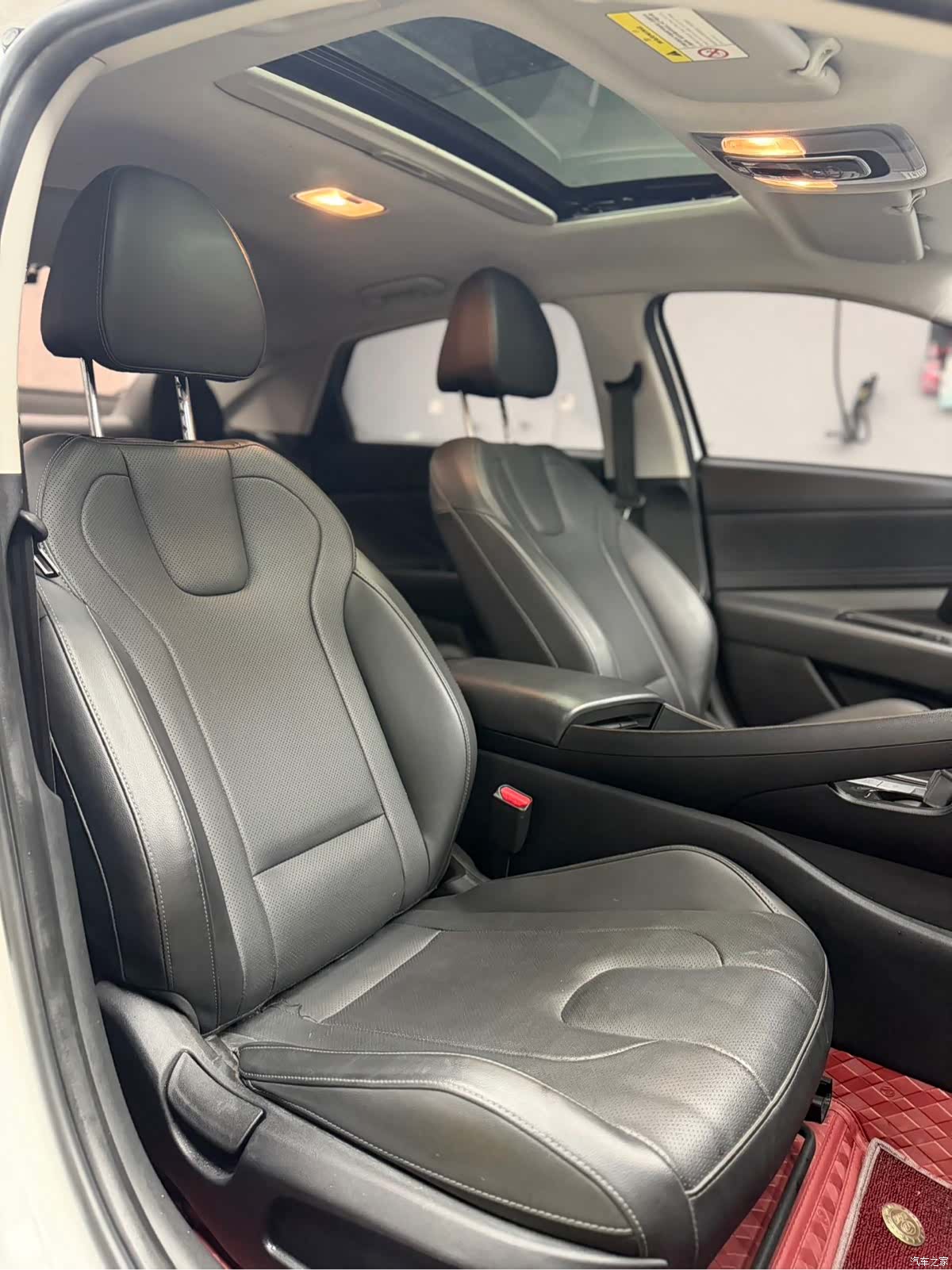 Hyundai Elantra, 2022 12