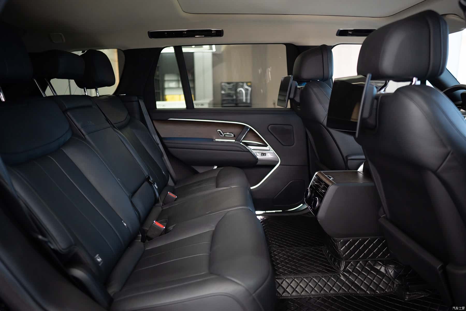 Land Rover Range Rover, 2023 16