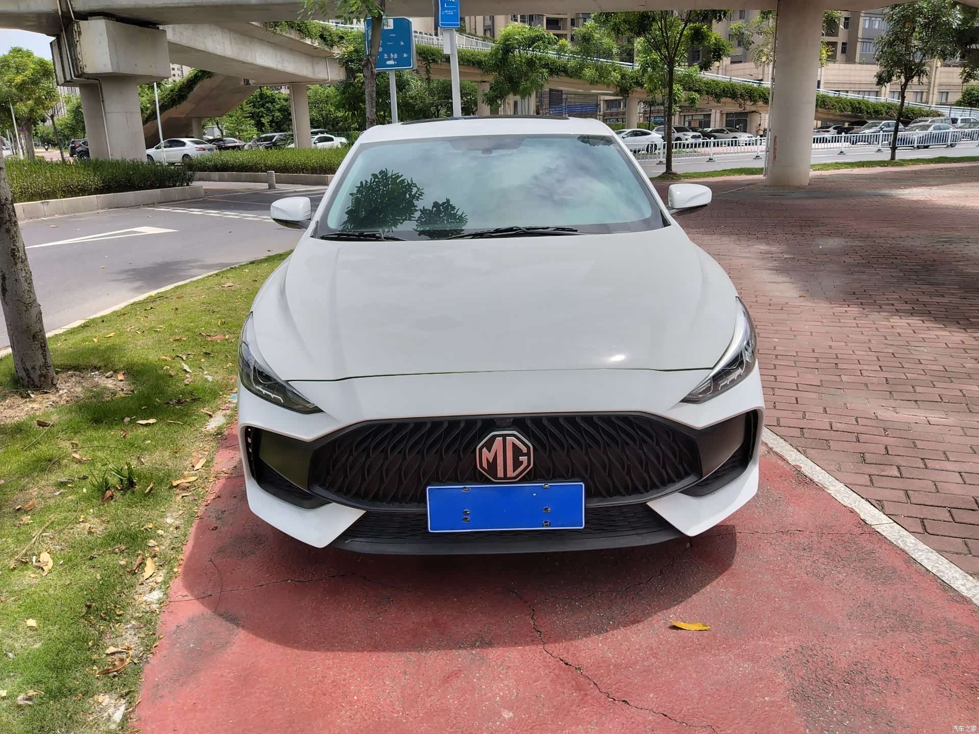 MG MG5, 2024 2