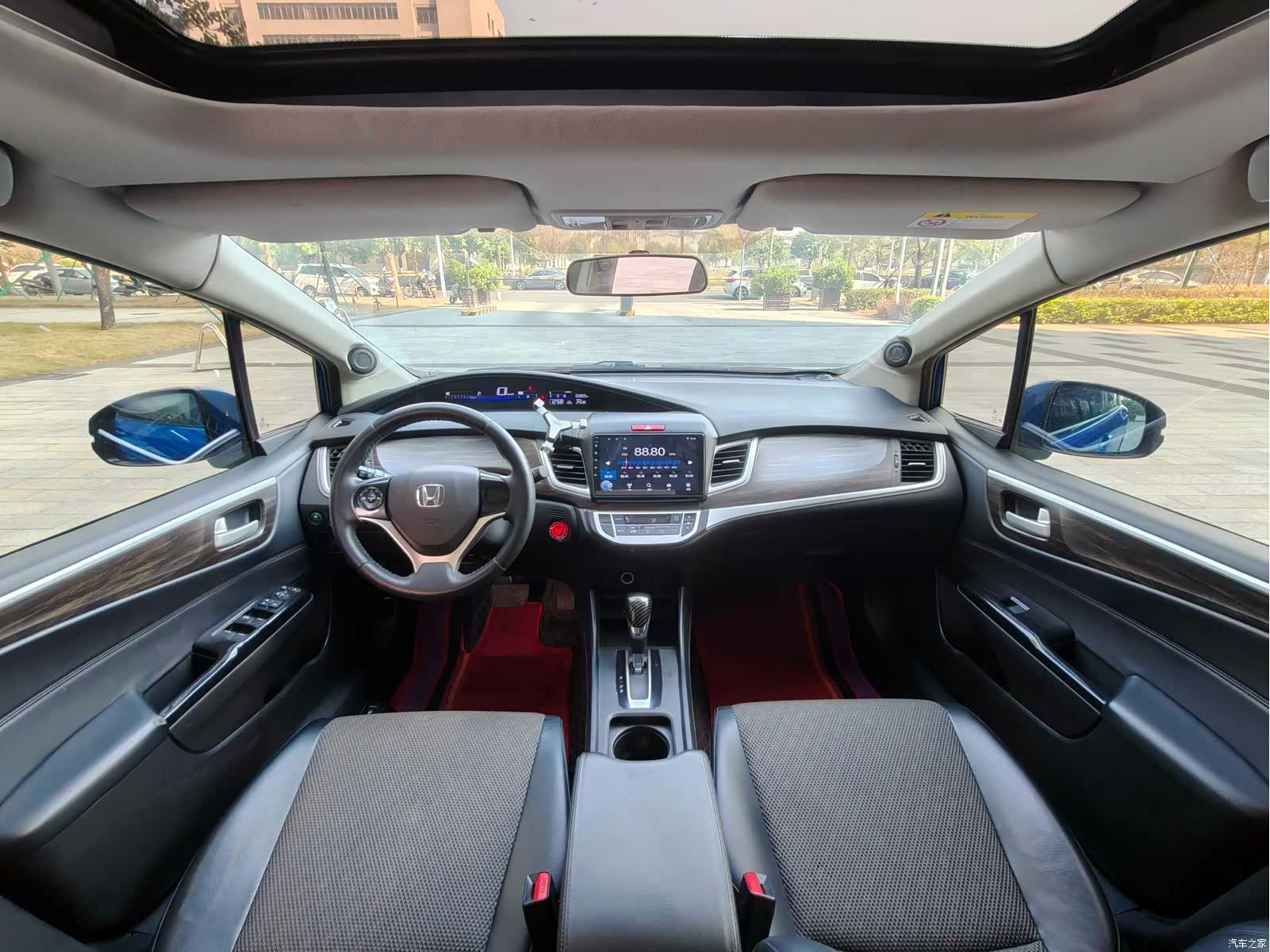 Honda Jade, 2018 11