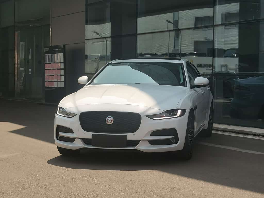 Jaguar XEL