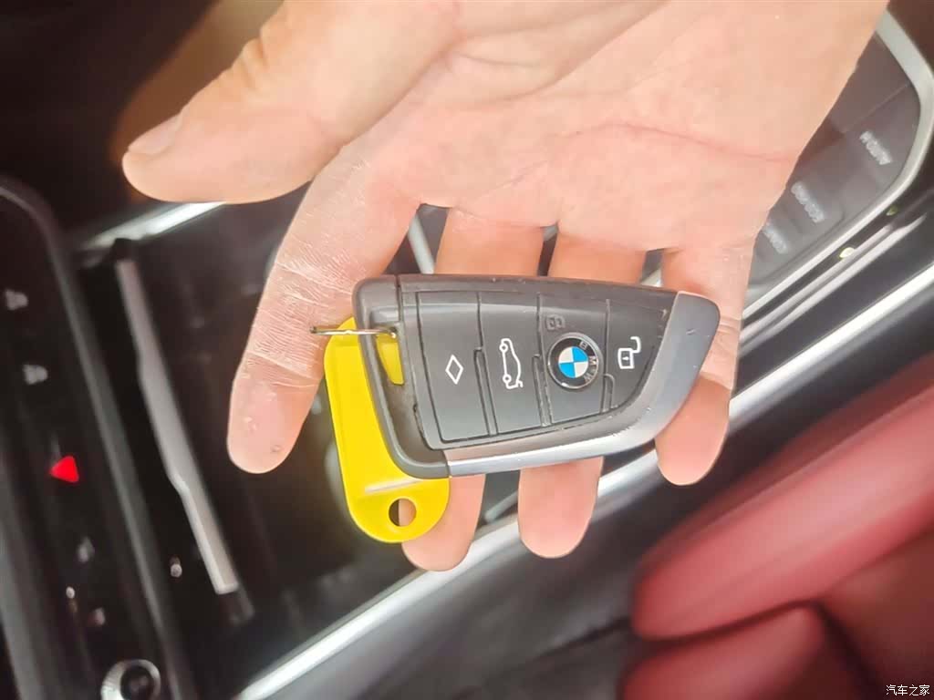 BMW i3, 2024 9