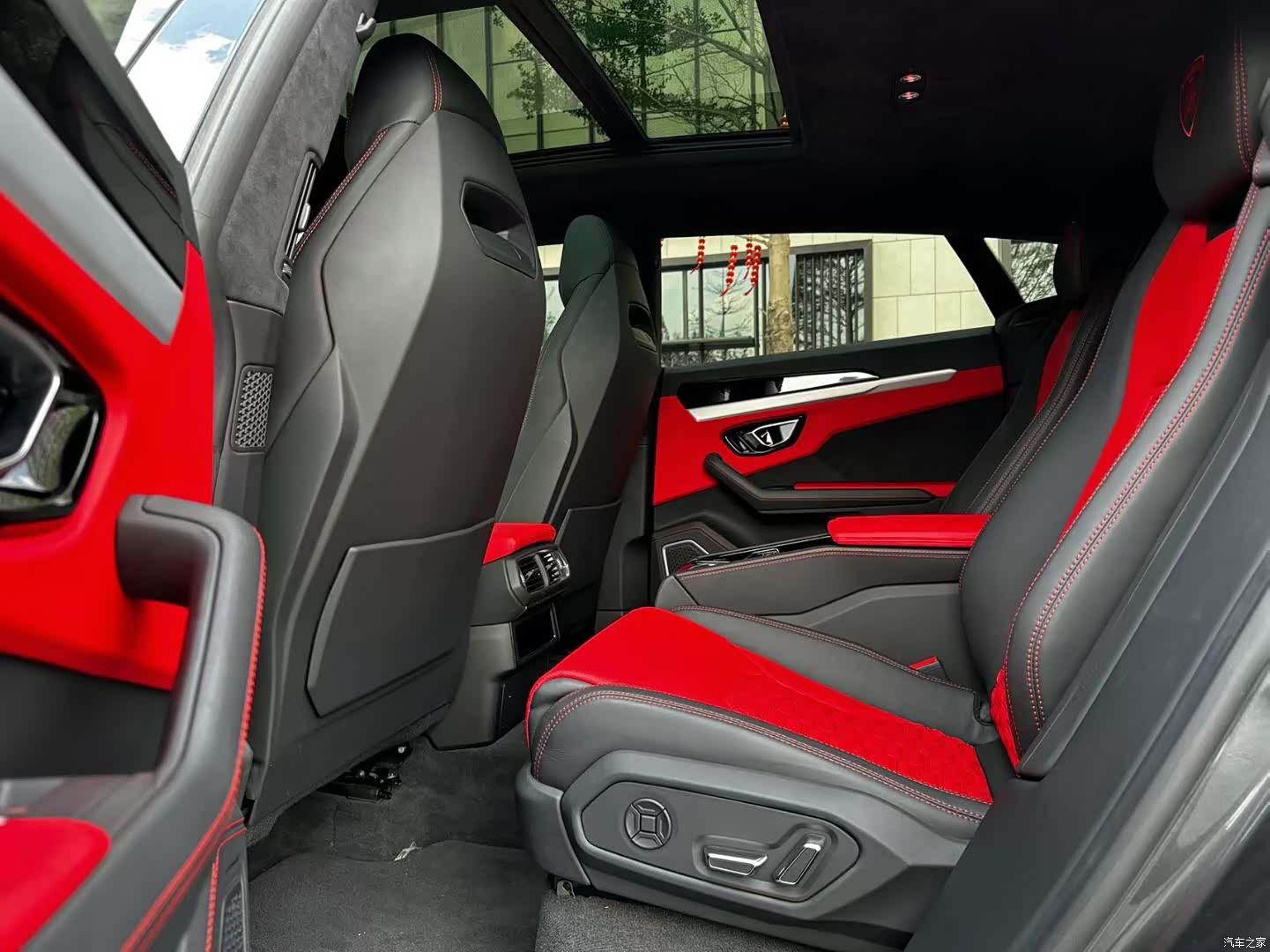 Lamborghini Urus, 2021 6