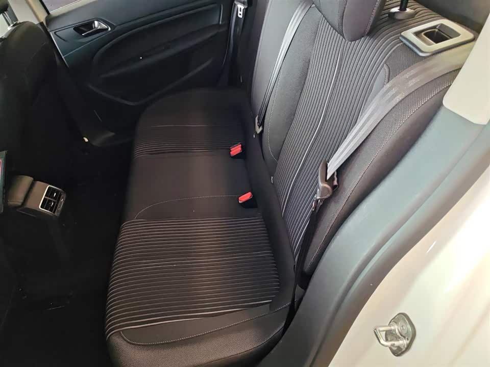 Peugeot 408 Peugeot 408