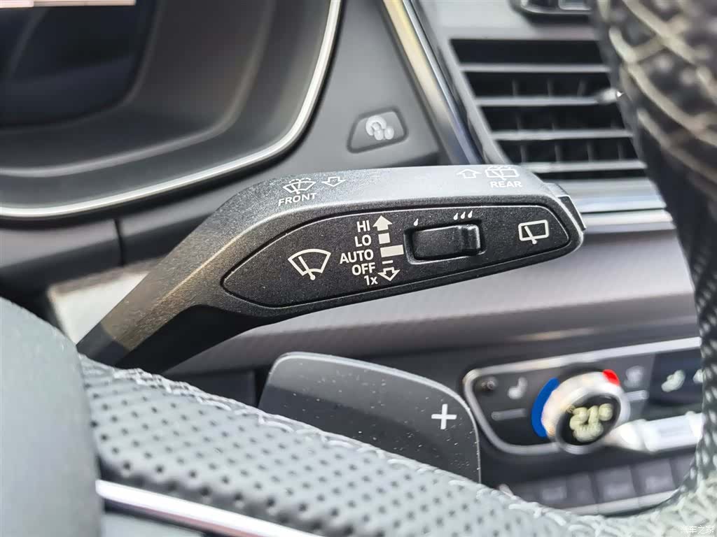 Audi Q5L, 2022 24