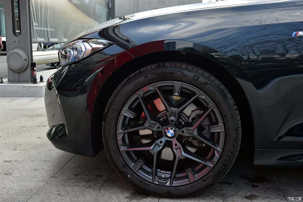 BMW 3 Series, 2025 13