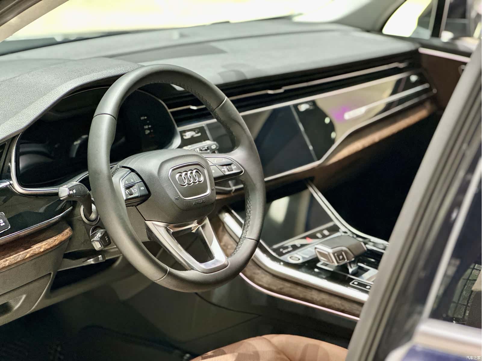 Audi Q7, 2022 7