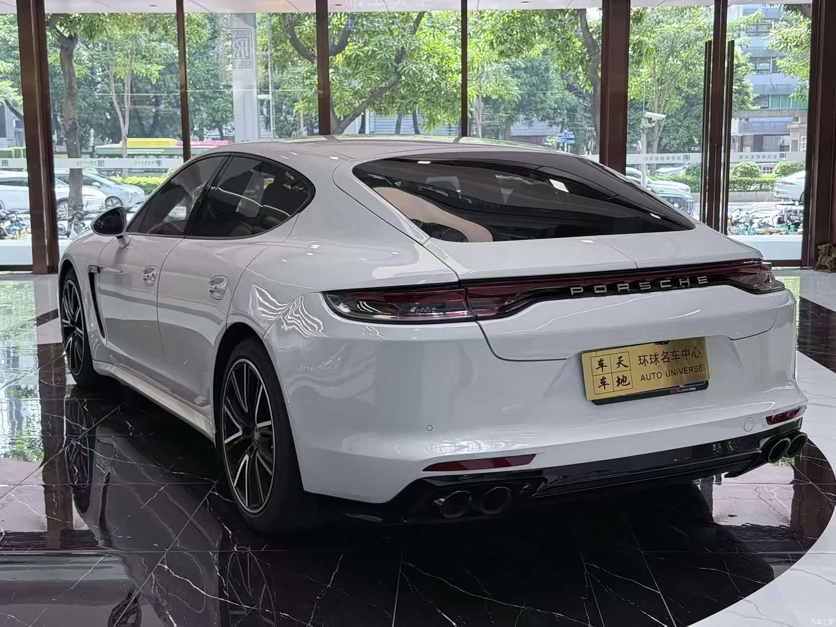 Porsche Panamera, 2015 6