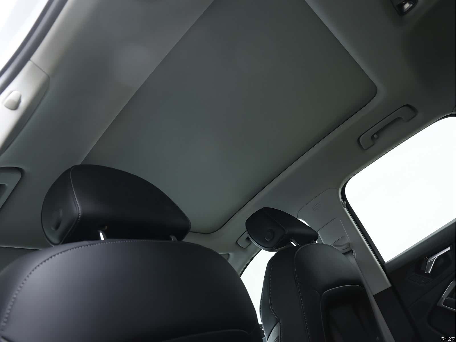 Audi Q3, 2022 6