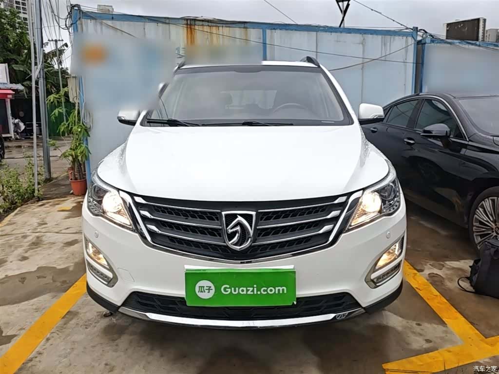 Wuling 560, 2016 3