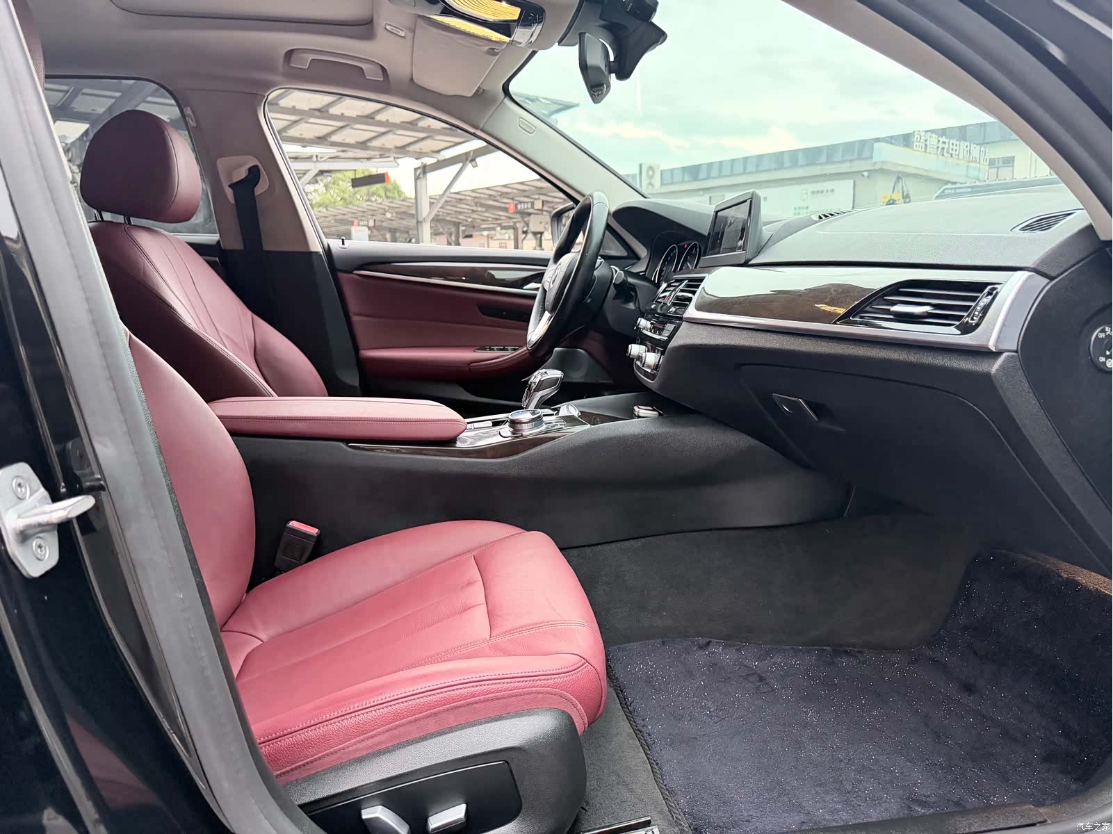 BMW 5 Series, 2017 8