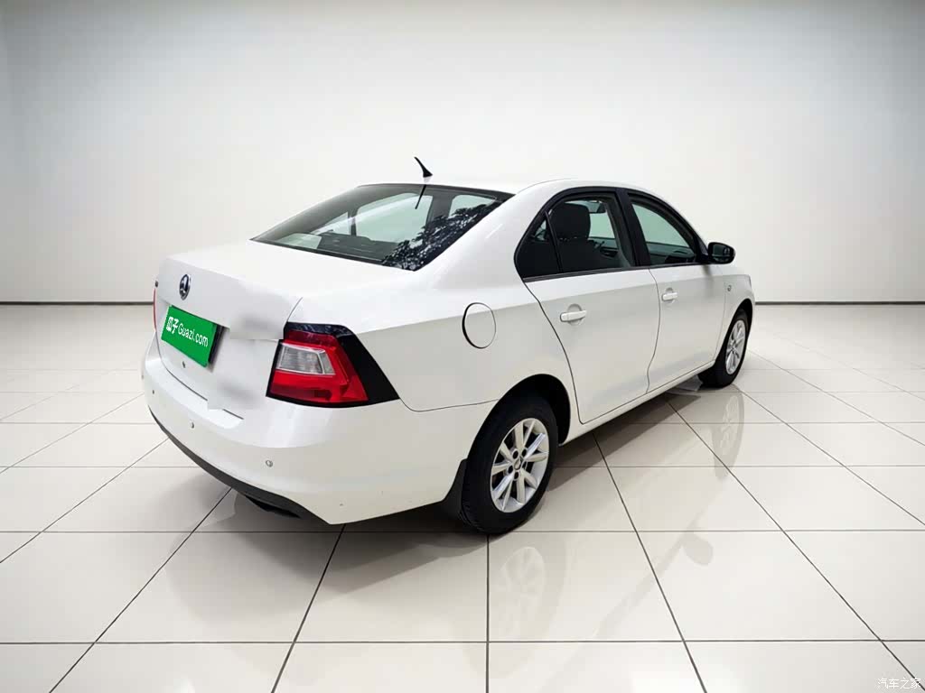 Skoda Rapid, 2018 4