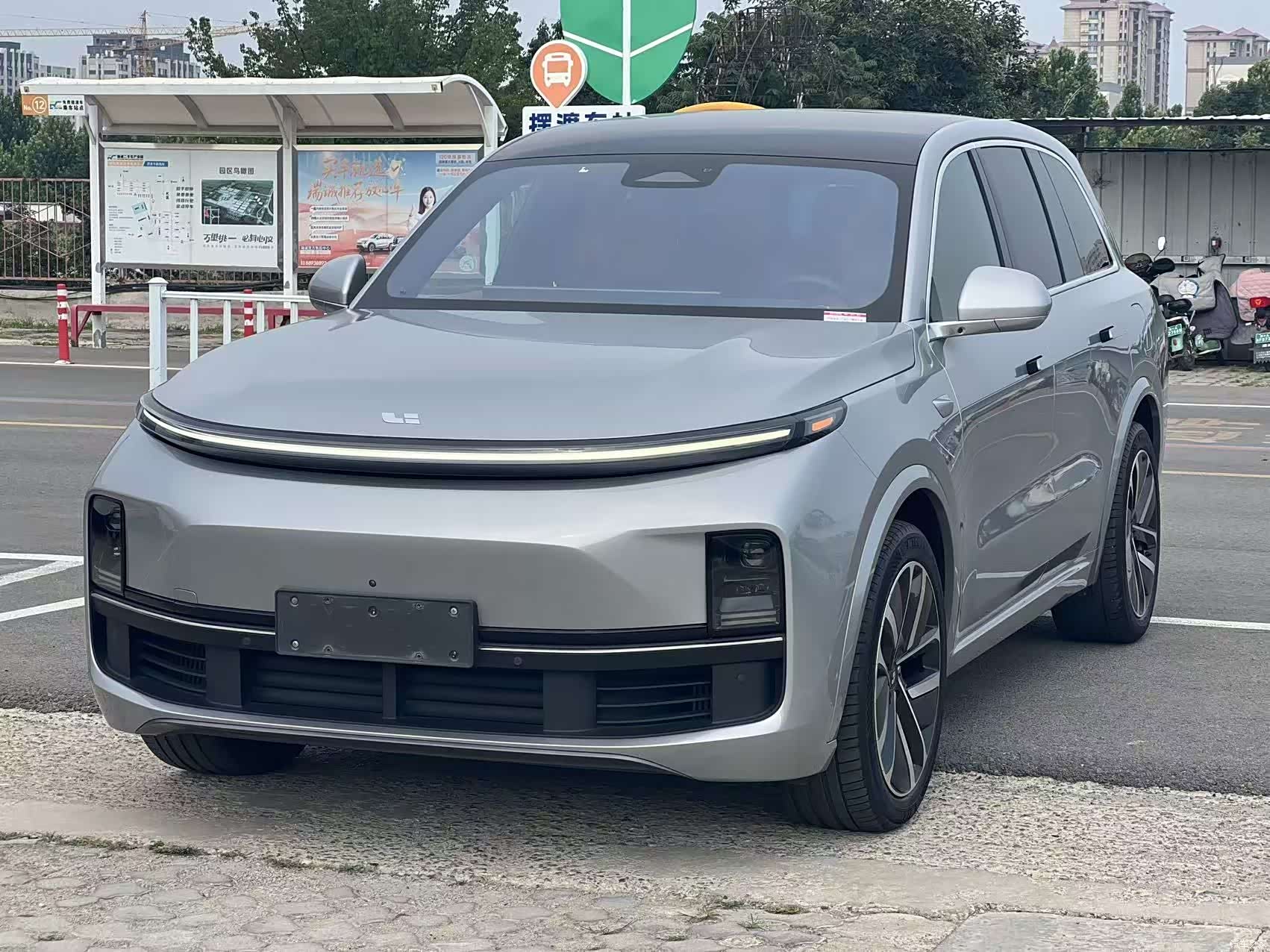 Li Auto L8, 2023 1