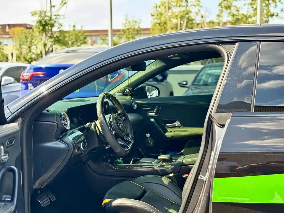 Mercedes-Benz CLA AMG