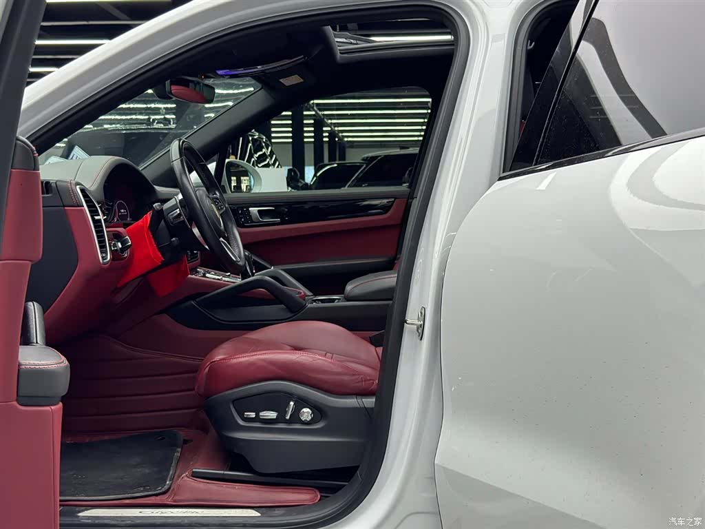Porsche Cayenne, 2019 8