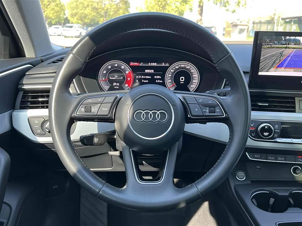 Audi A4L
