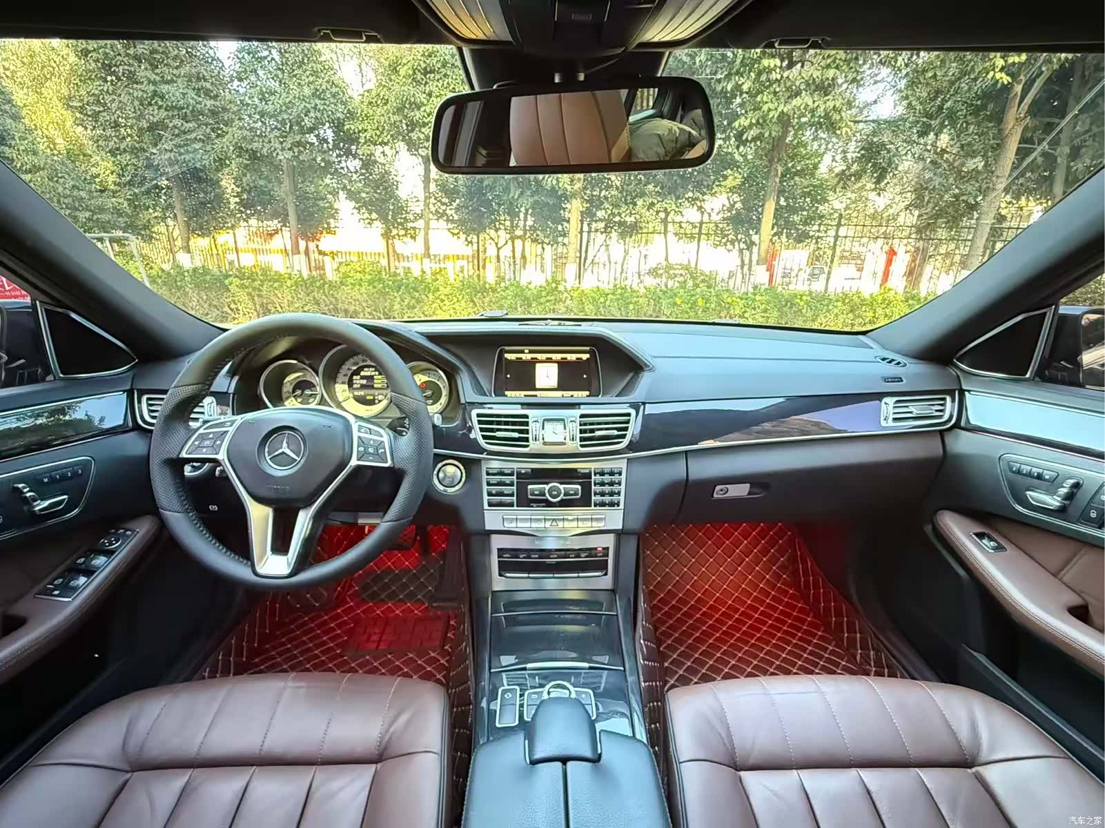 Mercedes-Benz E-Class, 2014 18