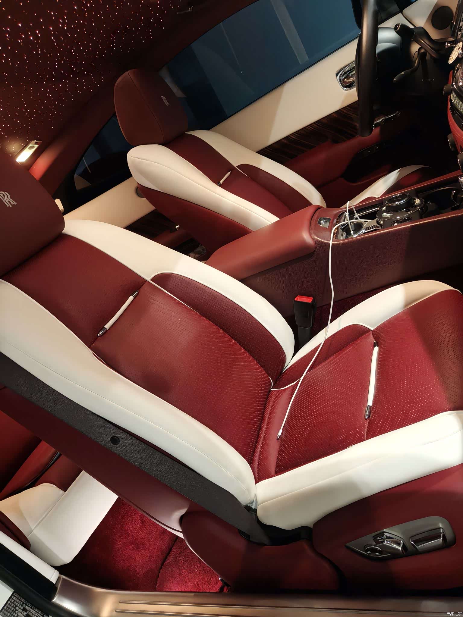 Rolls-Royce Wraith, 2015 3