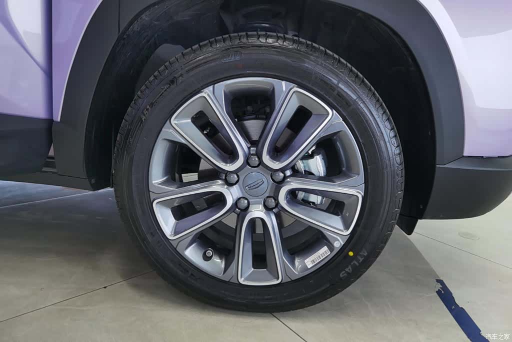 Geely Icon, 2026 6
