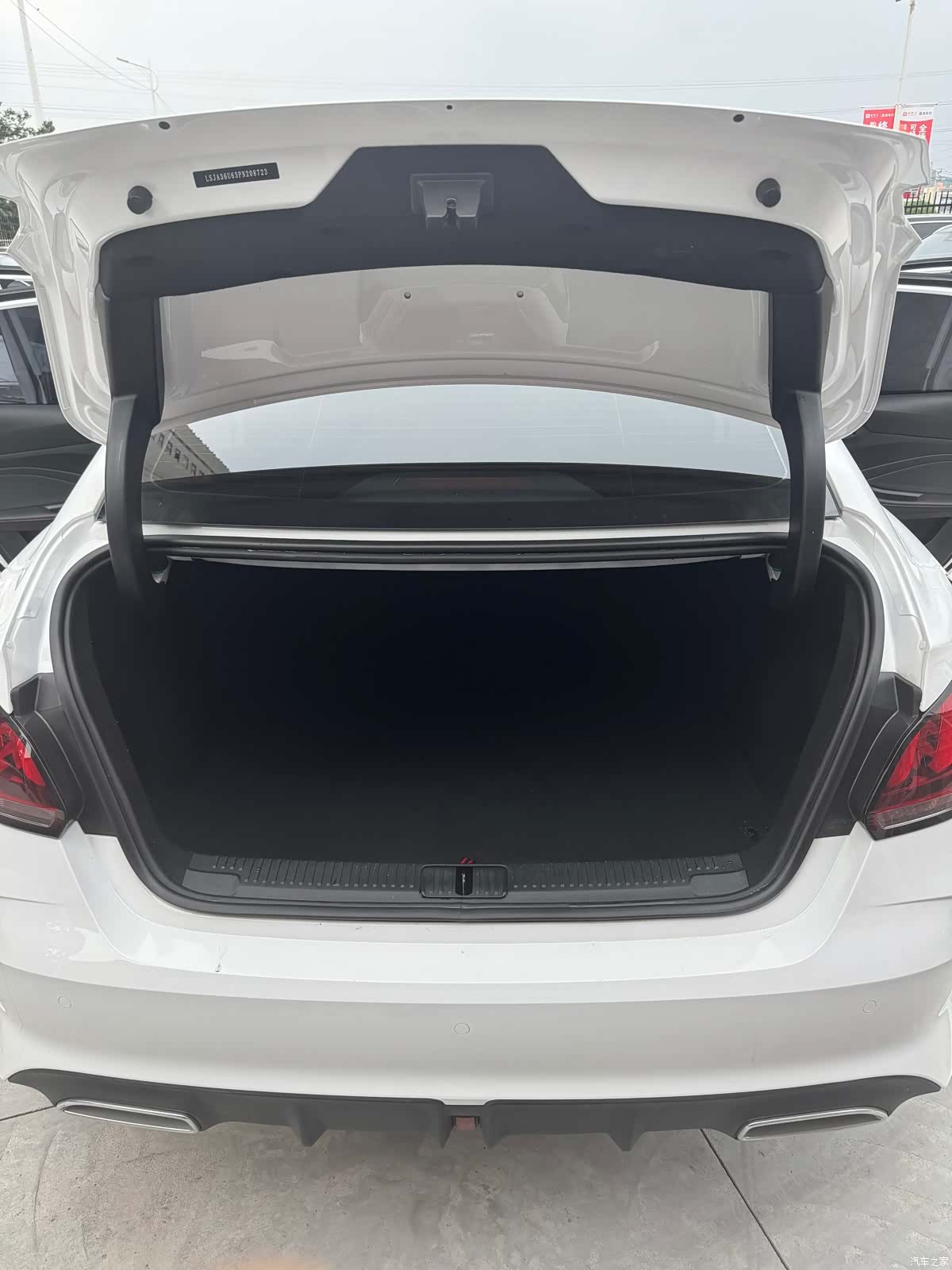 MG MG5, 2024 9