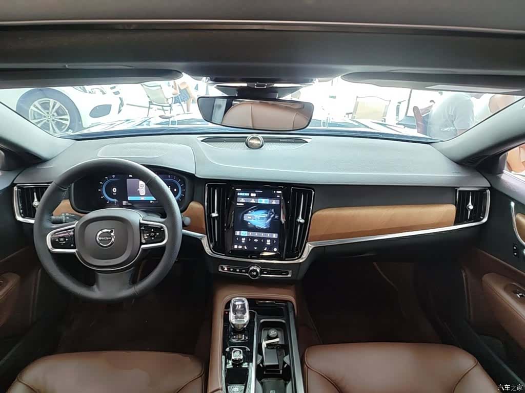 Volvo S90, 2025 10