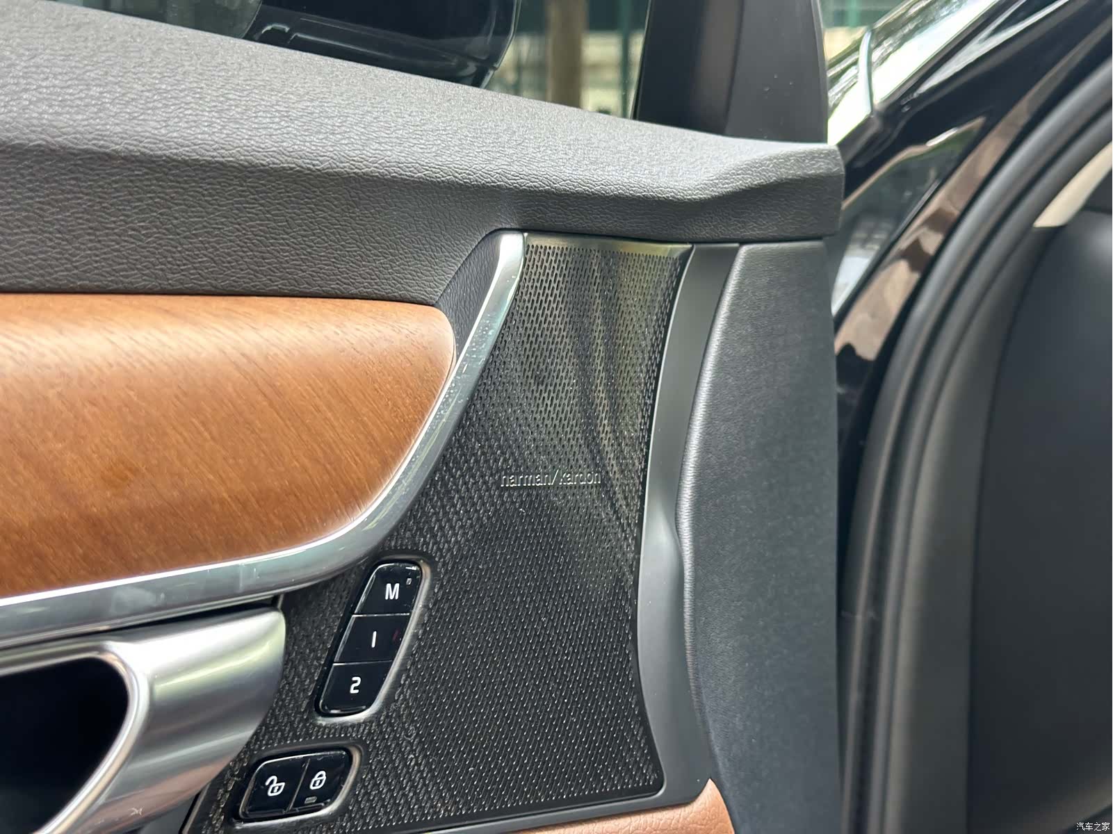 Volvo S90, 2019 11