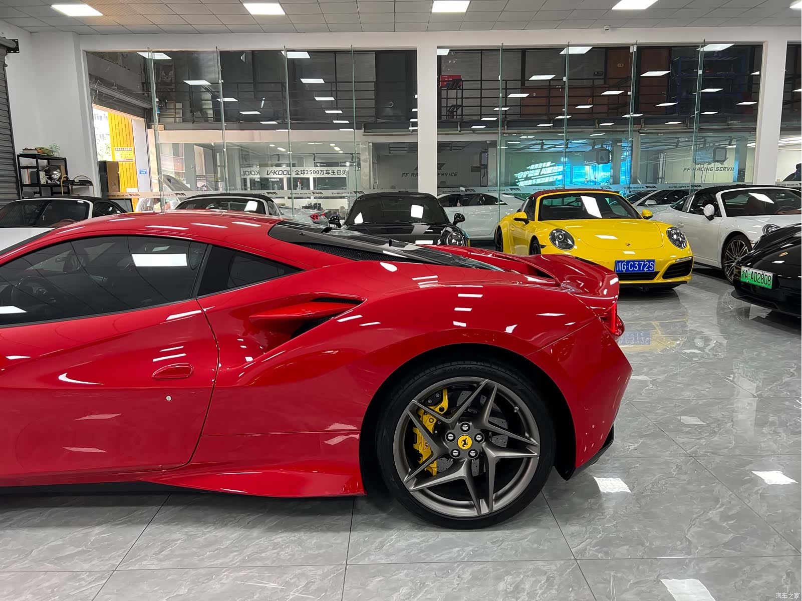 Ferrari F8, 2023 22