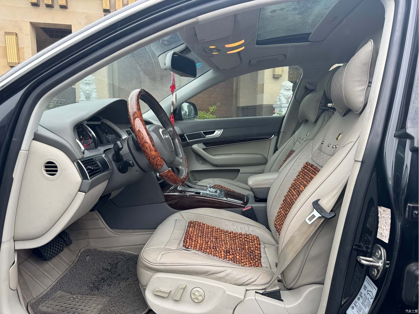 Audi A6L, 2012 4