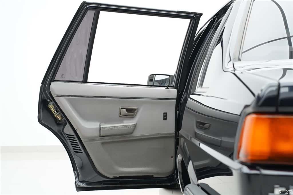 Volkswagen Santana, 2010 14