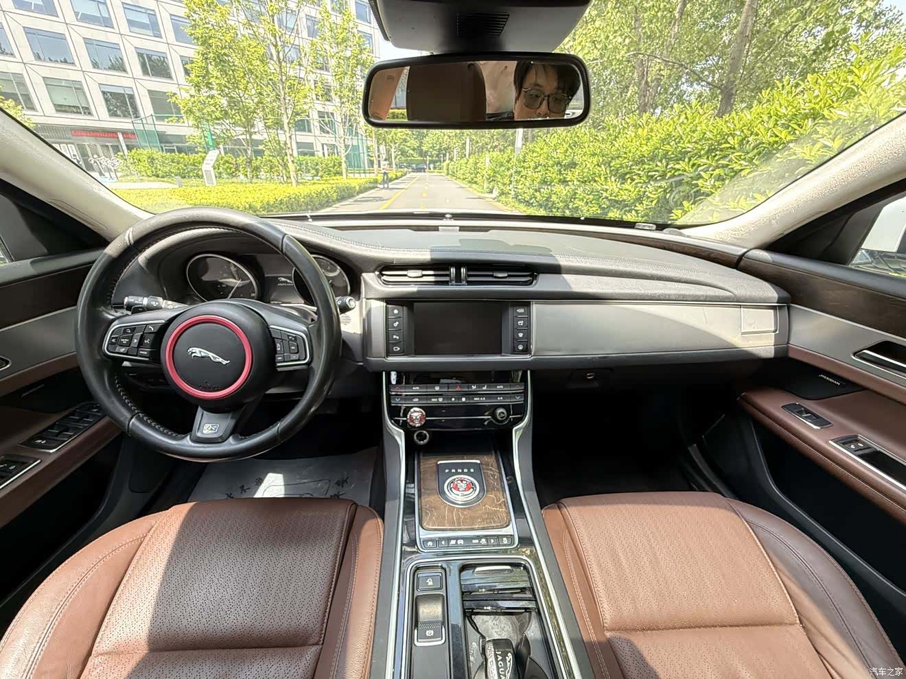 Land Rover XFL, 2016 3