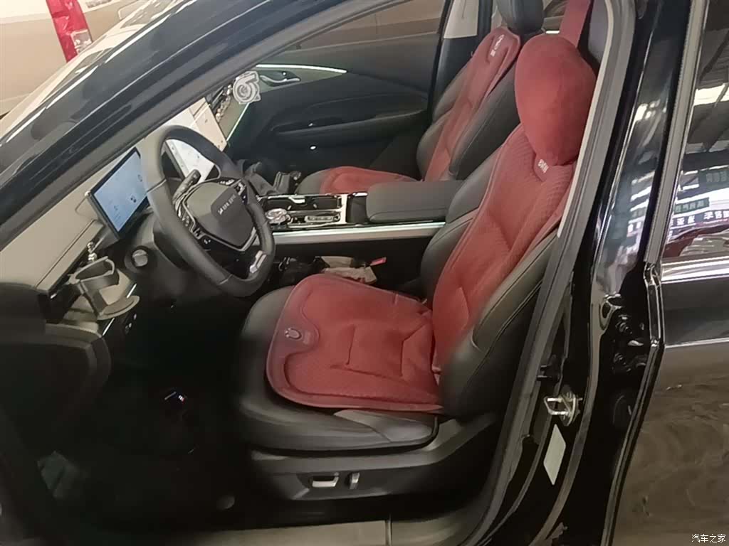 Wuling Starlight, 2025 15